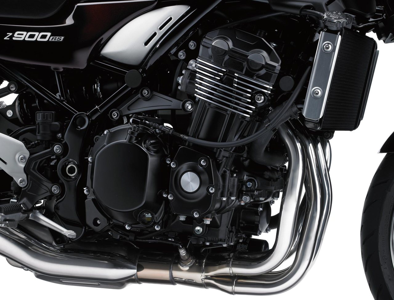 Rekke fire-sylindret motor