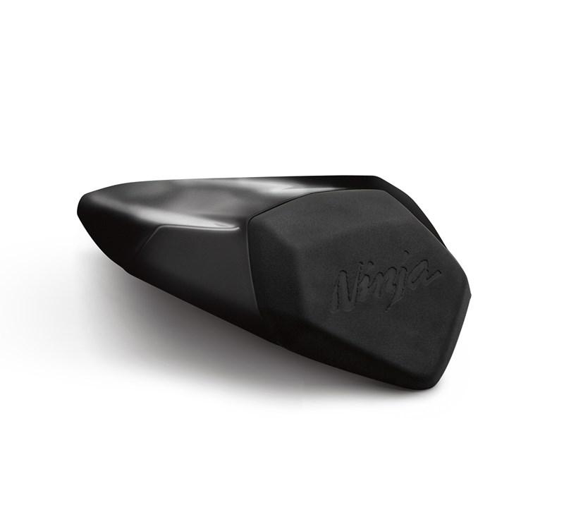 Metallic Flat Spark Black (739)